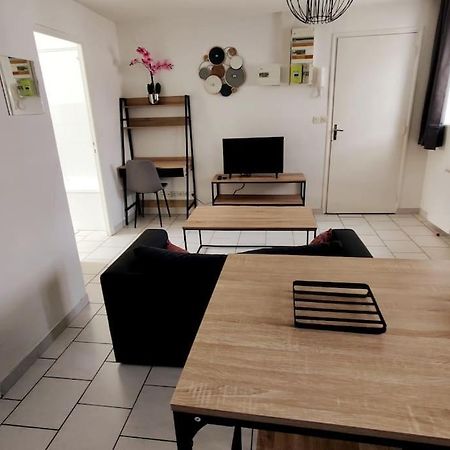 Appartement Style Industriel Au Centre De Douai Exterior foto
